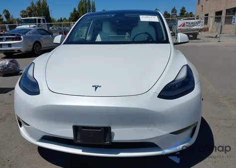 2023 Tesla Model Y Awd/Long Range Dual Motor All-Wheel Drive из США, поврежденный, VIN 7SAYGDEE3PF622553